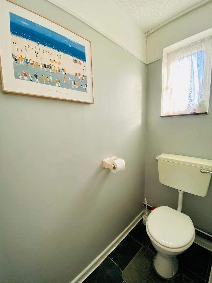 Quiet And Comfy 2- Bedroom Chalet, Walk To The Beach, Norfolk * Great Yarmouth